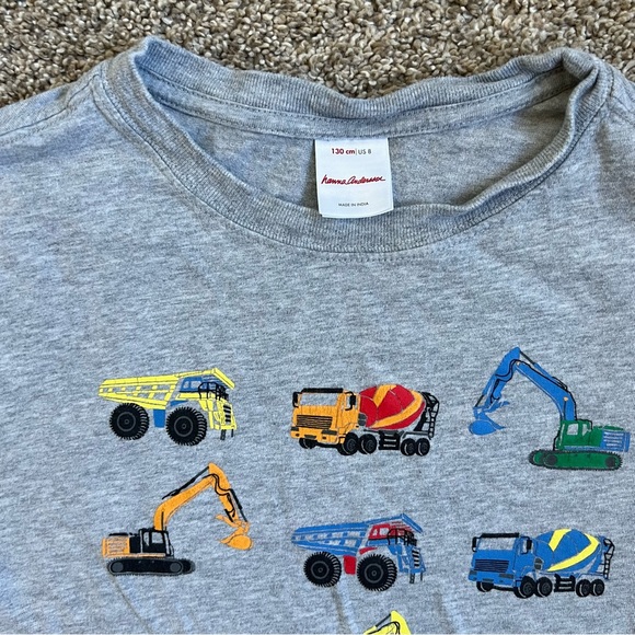 🆕 Hanna Andersson construction truck graphic tee 130 cm - Picture 4 of 6